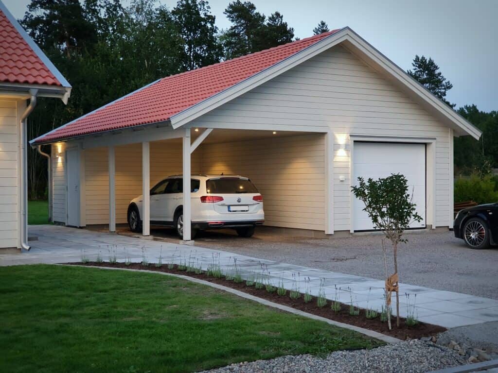 Carport med garage och förråd 19500