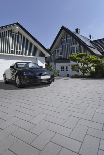 Benders Siena fasad halvplatta vid garage