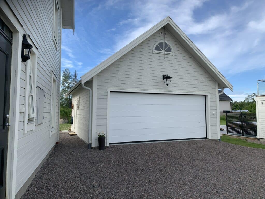 Garage med loft 17745